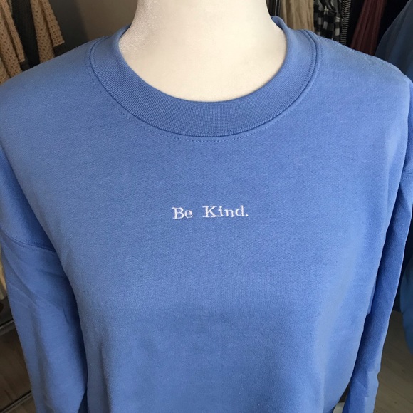 Blue Embroidered Crewneck Sweatshirt "Be Kind" - Picture 2 of 6